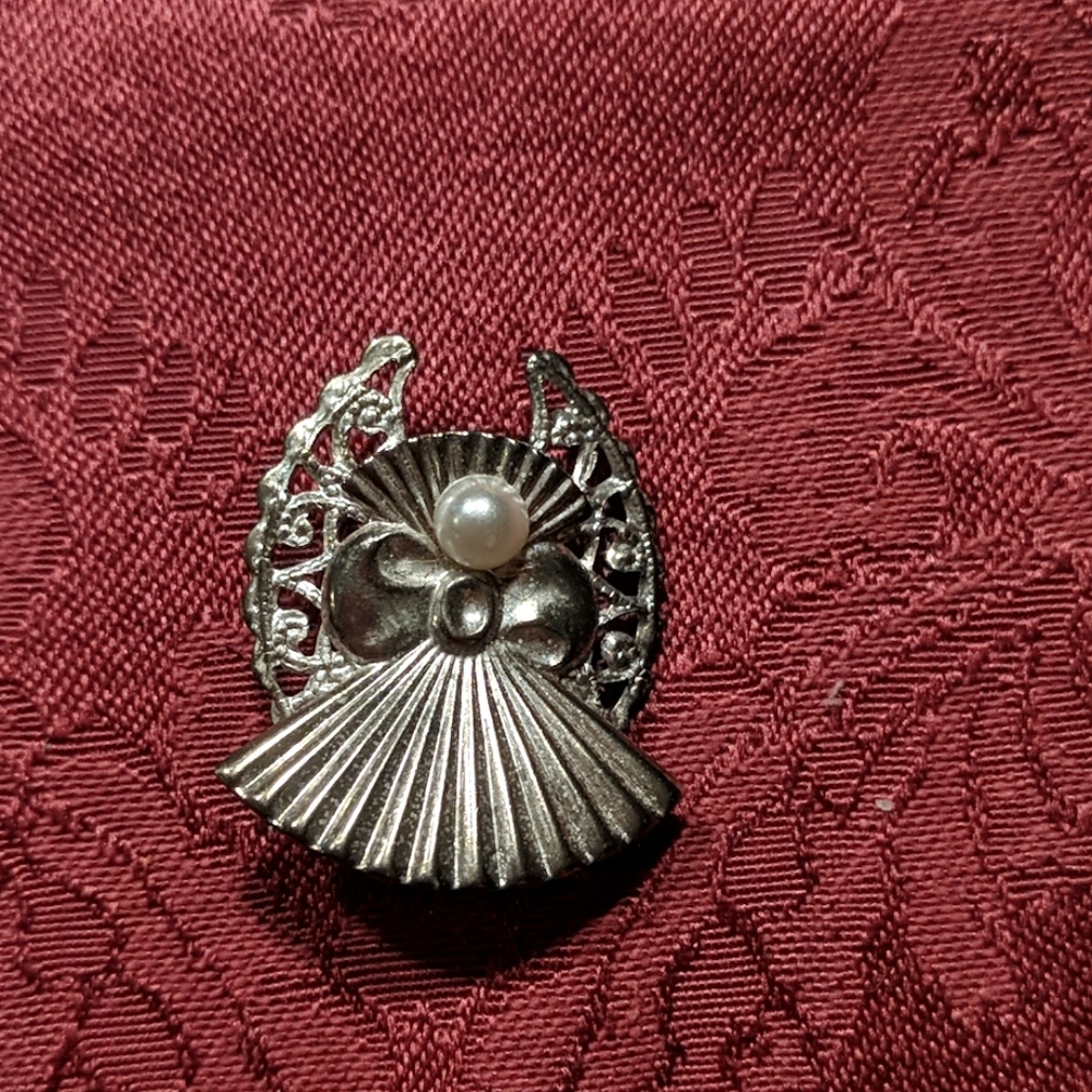 1996 AOL (Angel Of Love) Pin